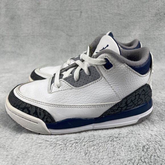 Nike Air Jordan 3 Retro Midnight Navy Blue White DM0968-140 Kids Shoes size 10C - Picture 4 of 9